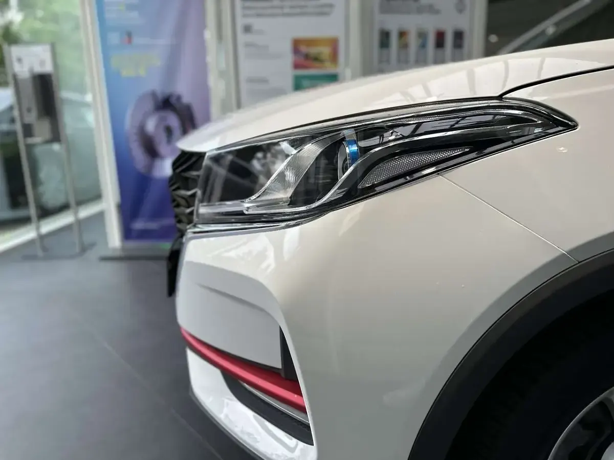 Gebraucht DFSK Fengon 106 PS (77 kW) 2022 Weiß SUV