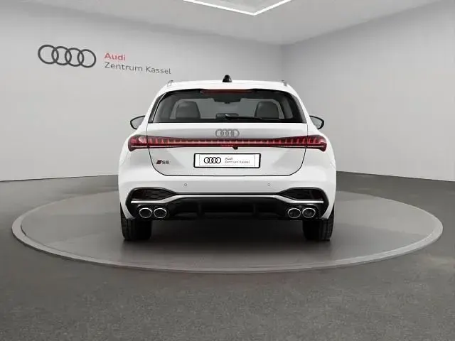 Neu Audi S5 Sport 367 PS (269 kW) 2026 Weiß Kombi