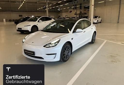 Gebraucht Tesla Model 3 Long Range RWD 208 kW (283 PS) 2021 Weiß Limousine