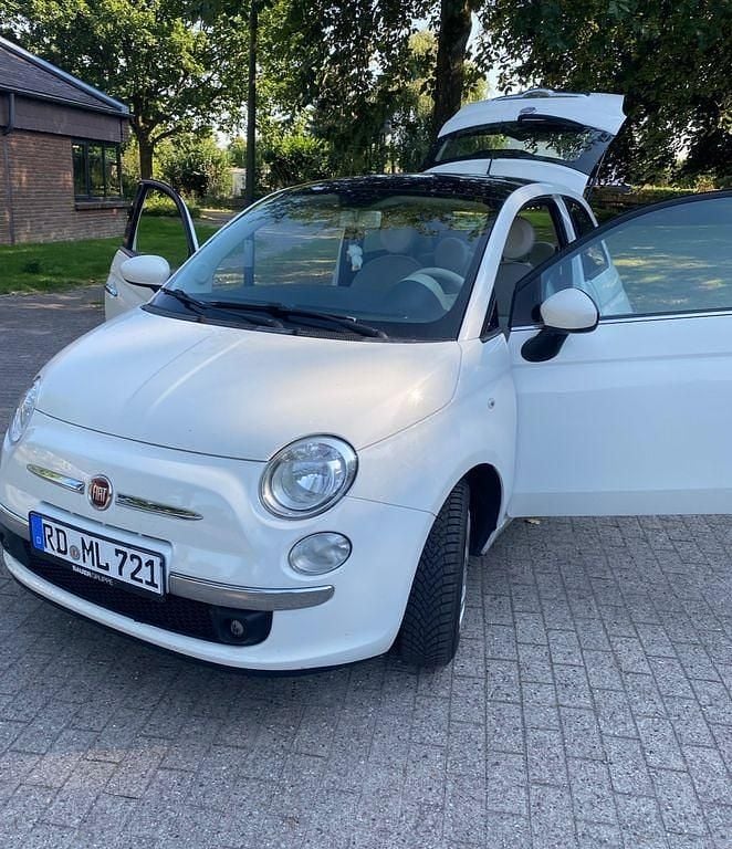 Weiß Gebraucht 2011 Fiat 500 Lounge Kleinwagen | 3.399 € (Guter Preis) - Bild 1/1