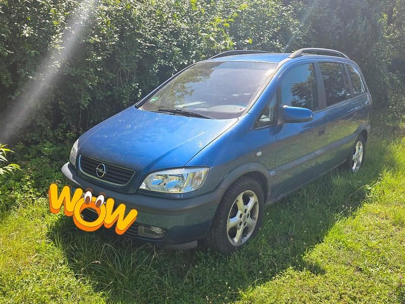 Blau Gebraucht 2002 Opel Zafira Van / Kleinbus | 1.199 € - Bild 1/3