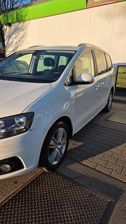 Gebraucht Seat Alhambra Style 184 PS (135 kW) 2017 Weiß Van / Kleinbus