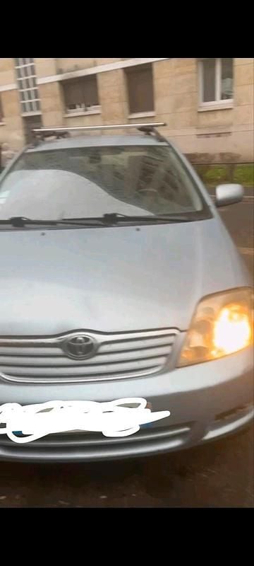 Blau Gebraucht 2006 Toyota Corolla Kombi | 2.500 € (Fairer Preis) - Bild 1/4