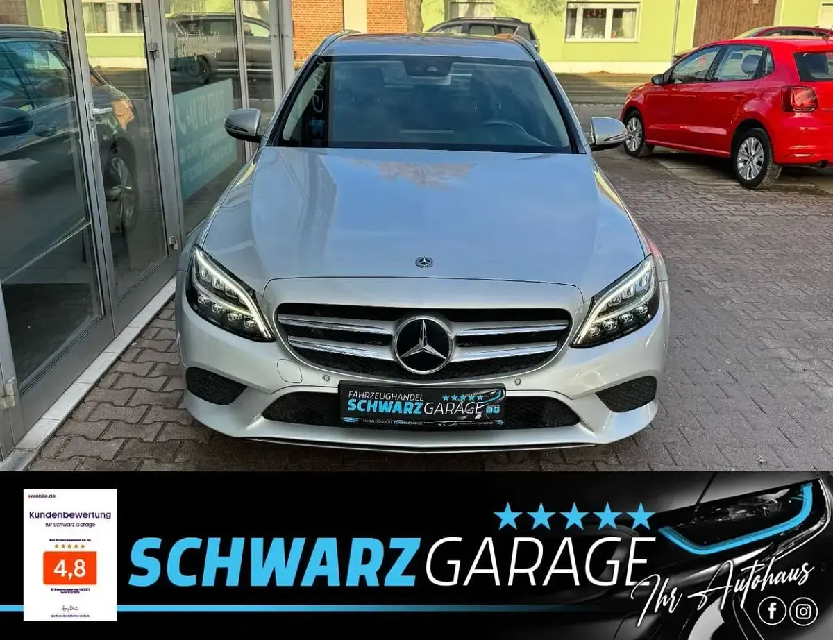 Gebraucht Mercedes C300 245 PS (180 kW) 2019 Silber Kombi