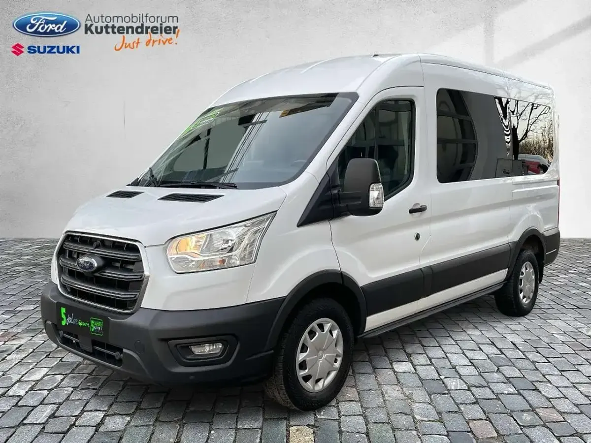 Używany Ford Transit Trend 131 KM (96 kW) 2021 Biały Kombi