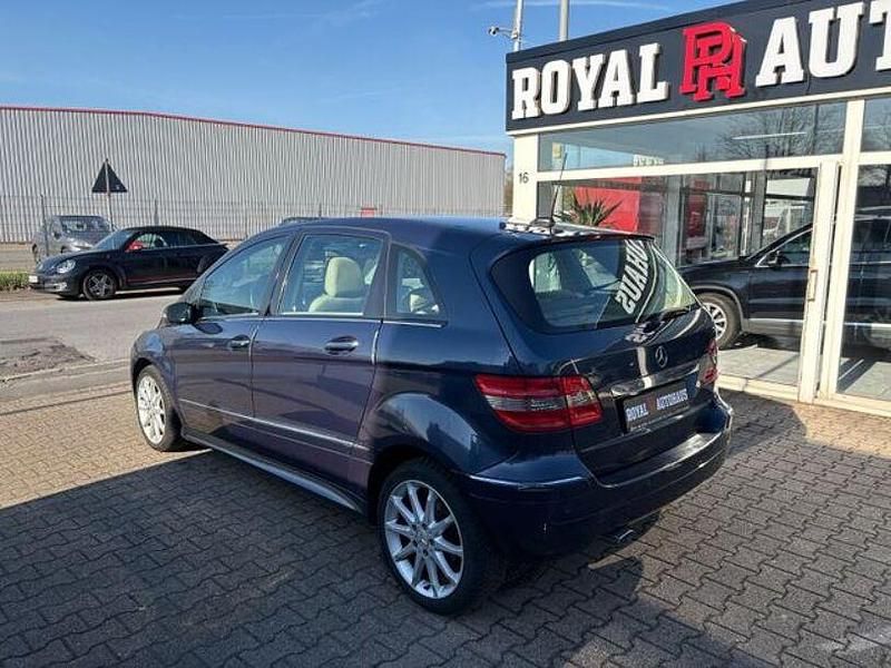 Gebraucht Mercedes B200 Edition 140 PS (102 kW) 2007 Blau Van / Kleinbus