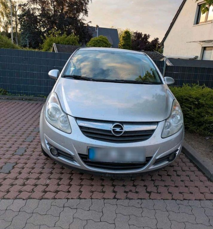 Silber Gebraucht 2007 Opel Corsa Limousine | 1.650 € (Guter Preis) - Bild 1/4