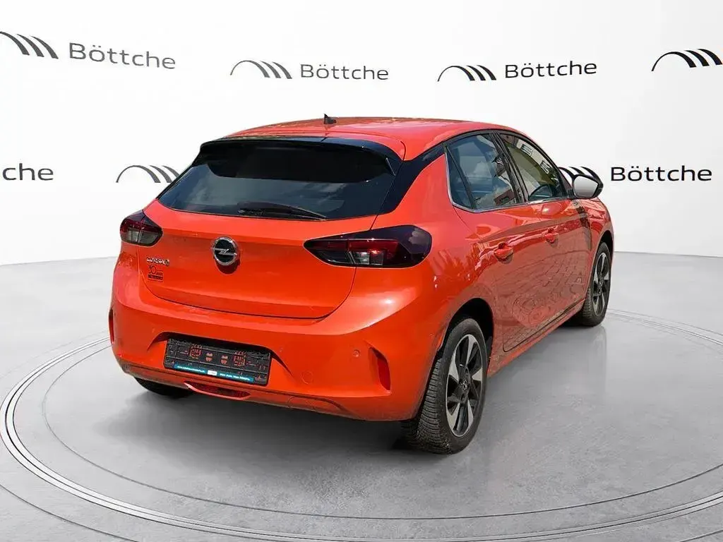 Gebraucht Opel Corsa Elegance 100 kW (136 PS) 2022 Power orange/dynamik orange Kleinwagen