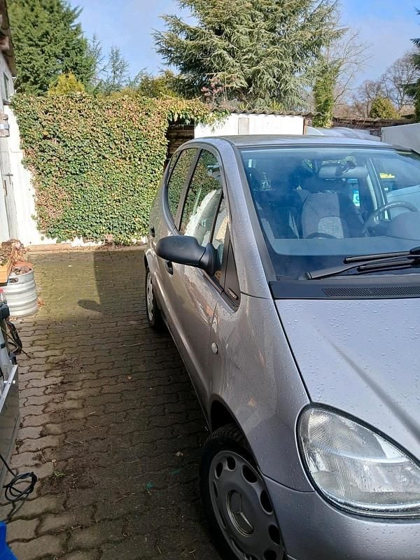 Gebraucht Mercedes A170 90 PS (66 kW) 1999 Silber Kleinwagen