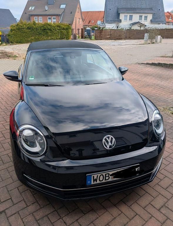 Gebraucht VW Beetle Cabriolet Allstar 105 PS (77 kW) 2016 Schwarz Cabrio