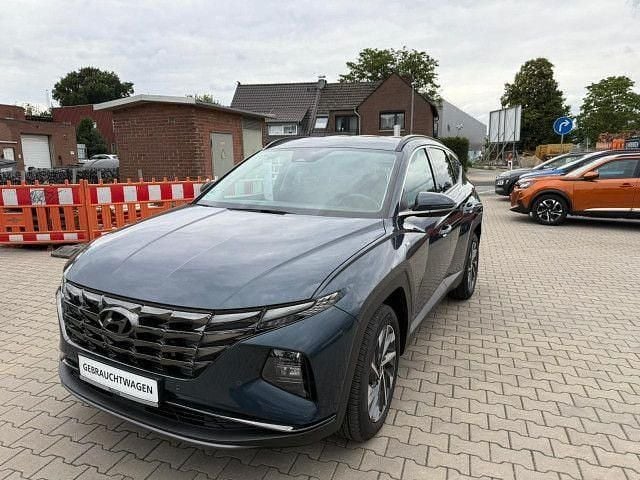 Blau Gebraucht 2021 Hyundai Tucson Trend SUV | 23.990 € (Fairer Preis) - Bild 1/3