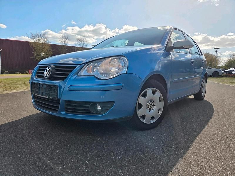 Gebraucht VW Polo 60 PS (44 kW) 2009 Blau Kleinwagen