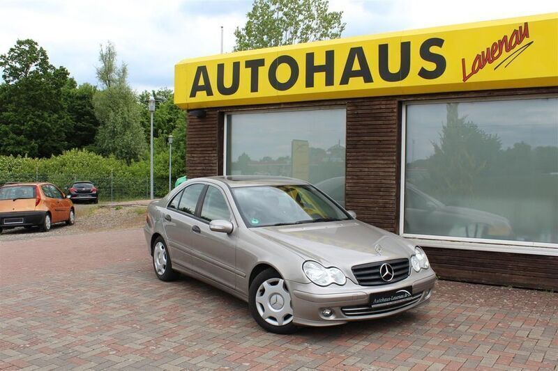 Grau Gebraucht 2007 Mercedes C220 Limousine | 3.900 € (Guter Preis) - Bild 1/4