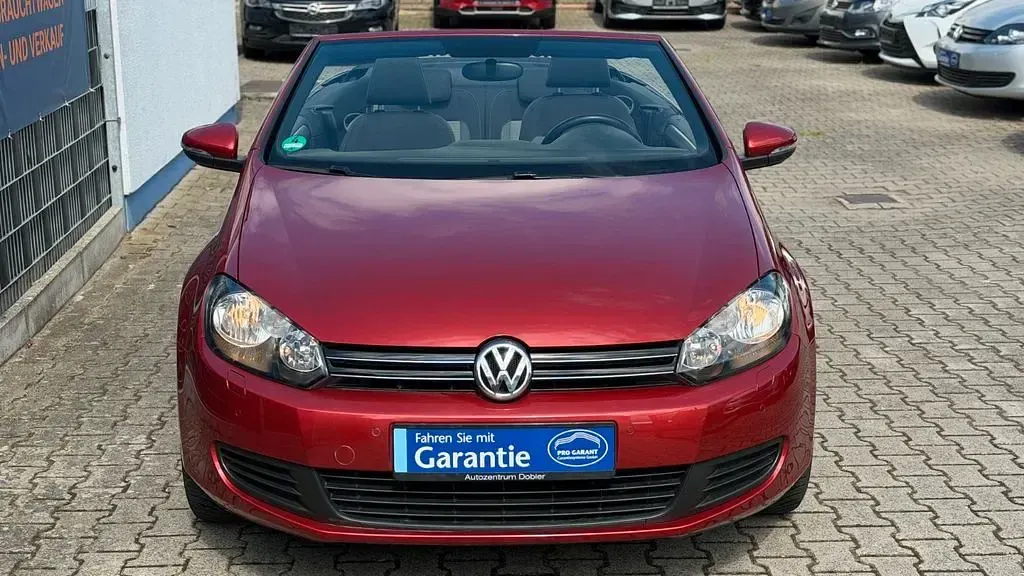 Gebraucht VW Golf Cabriolet Basis 105 PS (77 kW) 2013 Rot Cabrio