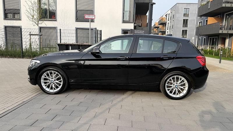 Gebraucht BMW 120 Advantage 184 PS (135 kW) 2017 Schwarz Kleinwagen