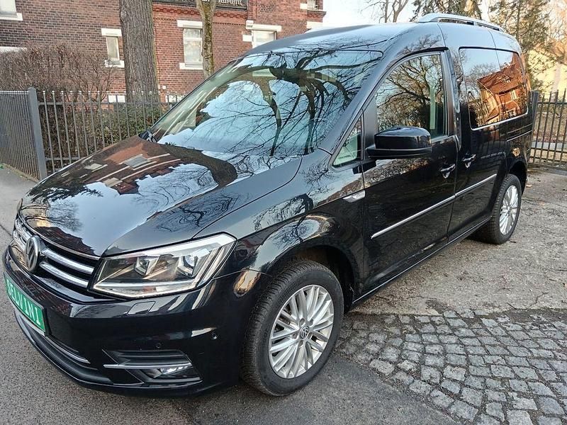 Gebraucht VW Caddy Highline 150 PS (110 kW) 2016 Schwarz Van / Kleinbus