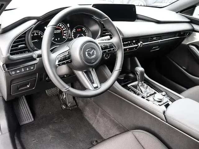 Neu Mazda 3 Exclusive-Line 140 PS (102 kW) 2025 Snowflake white Limousine