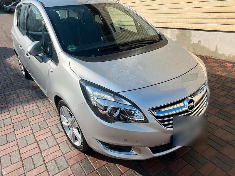 Gebraucht Opel Meriva 88 PS (64 kW) 2014 Silber Van / Kleinbus
