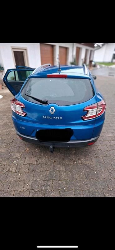 Blau Gebraucht 2011 Renault Mégane GrandTour Kombi | 3.500 € - Bild 1/4