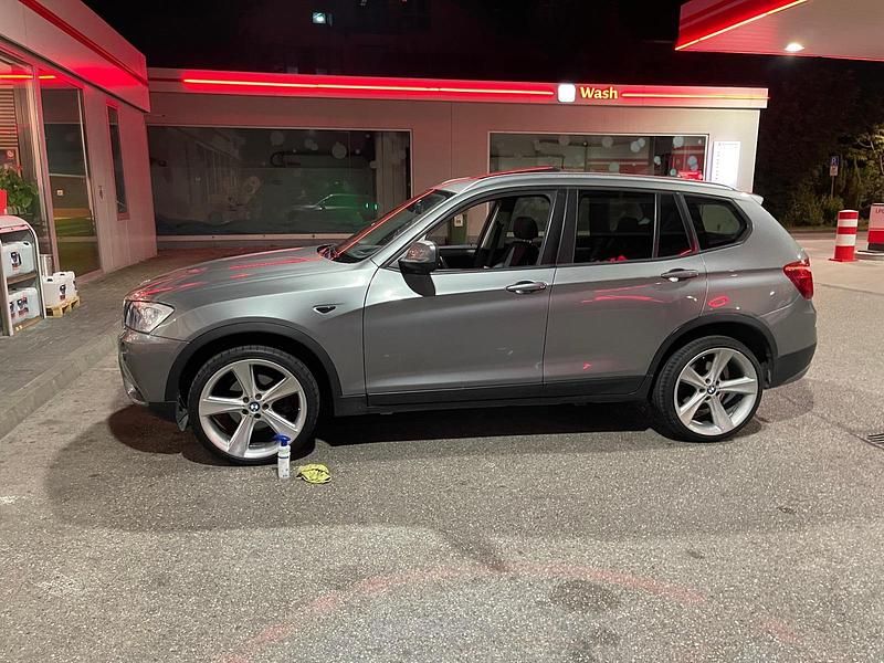 Gebraucht BMW X3 184 PS (135 kW) 2012 Grau SUV