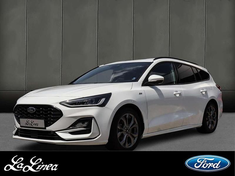 Frostweiß Gebraucht 2024 Ford Focus ST-Line Kombi | 21.990 € (Guter Preis) - Bild 1/3