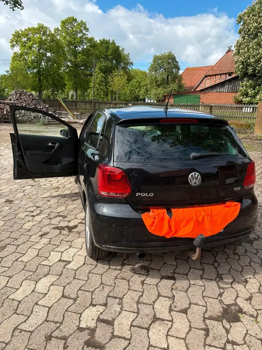 Gebraucht VW Polo 90 PS (66 kW) 2012 Schwarz Kleinwagen