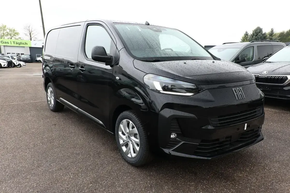 Neu Fiat Scudo 177 PS (130 kW) 2025 Cinemaschwarz metallic Van