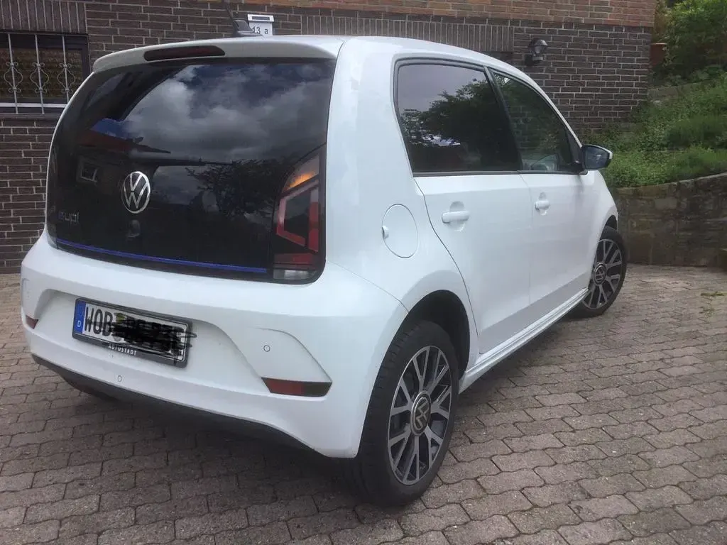 Gebraucht VW e-up! Style 61 kW (83 PS) 2022 Weiß Kleinwagen