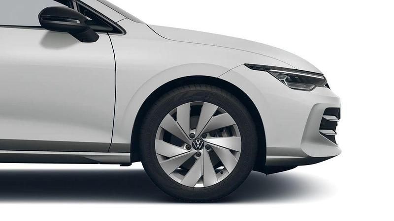 Gebraucht VW Golf VIII 204 PS (150 kW) 2025 Weiß Limousine
