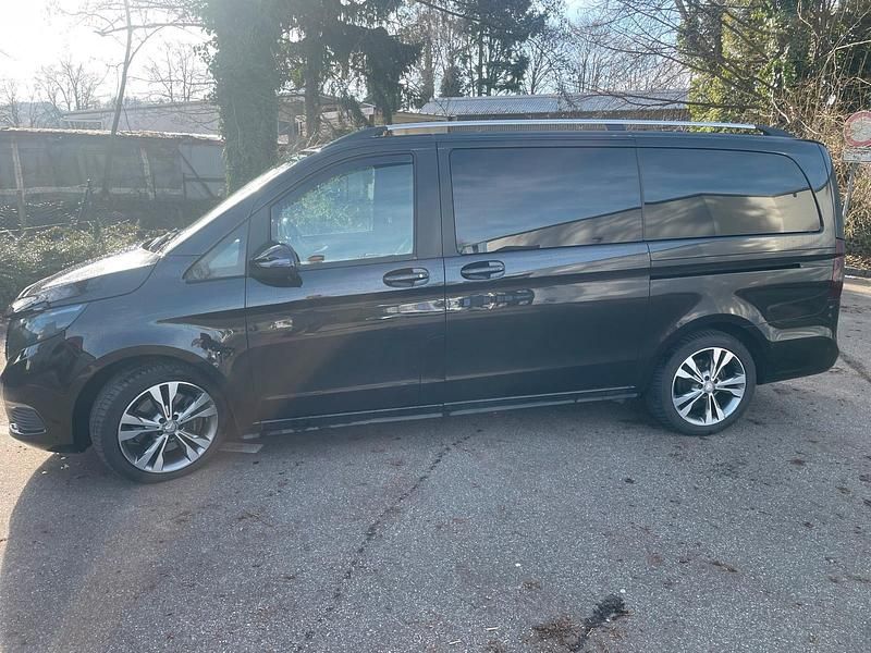 Gebraucht Mercedes V220 163 PS (119 kW) 2015 Schwarz Van / Kleinbus