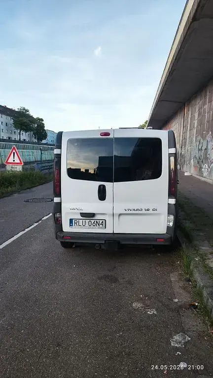 Gebraucht Opel Vivaro 101 PS (74 kW) 2006 Weiß Van / Kleinbus