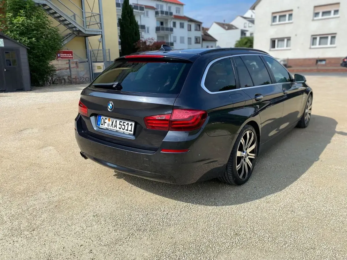 Usata BMW 520 184 CV (135 kW) 2014 Grigio Station wagon