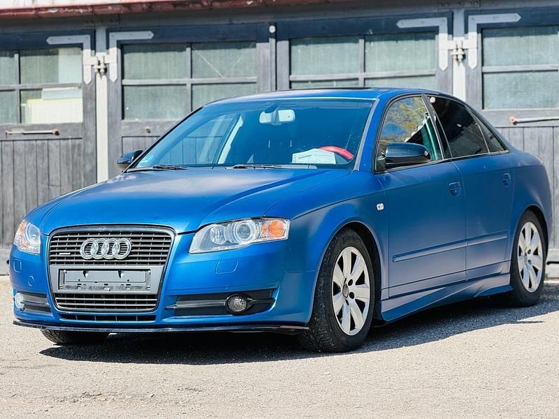 Second-hand Audi A4 255 CP (187 kW) 2005 Albastru Berlinǎ