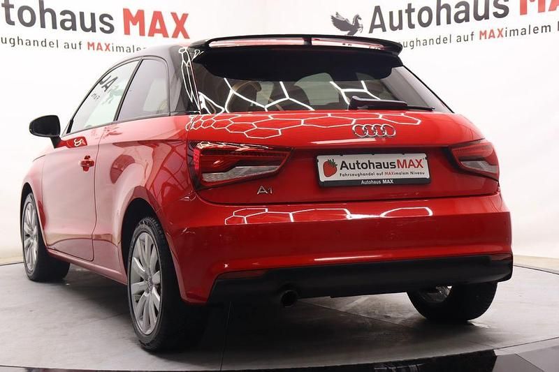 Gebraucht Audi A1 Design 95 PS (69 kW) 2015 Rot Kleinwagen