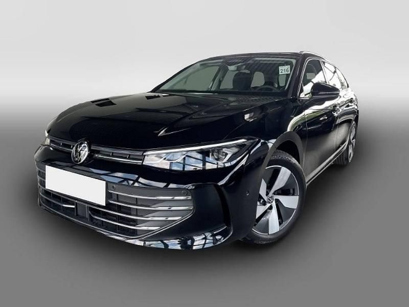 Gebraucht VW Passat IQ Drive 150 PS (110 kW) 2025 Schwarz Kombi