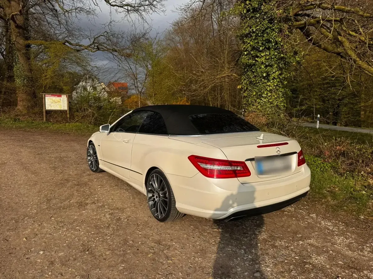 Gebraucht Mercedes E350 231 PS (169 kW) 2010 Weiß Cabrio