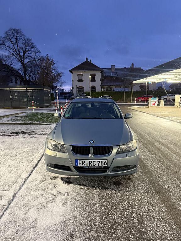 Gebraucht BMW 320 170 PS (125 kW) 2007 Limousine
