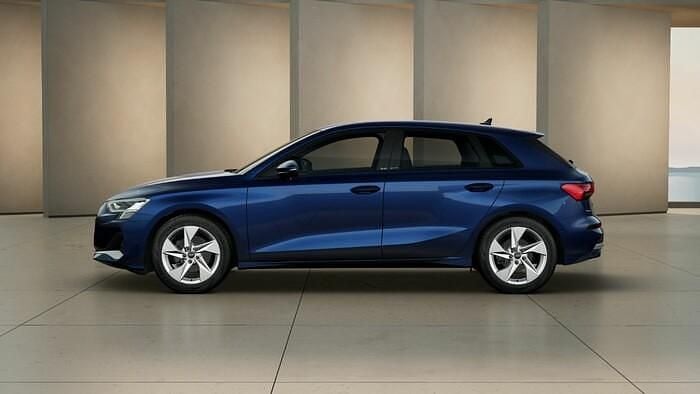 Gebraucht Audi A3 Advanced 150 PS (110 kW) 2025 Navarrablau Limousine