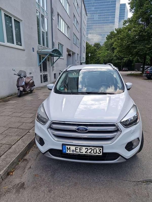 Gebraucht 2017 Ford Kuga ST-Line SUV | 10.300 € (Fairer Preis) - Bild 1/4