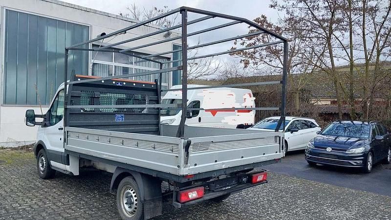 Gebraucht Ford Transit 105 PS (77 kW) 2019 Weiß Van / Kleinbus