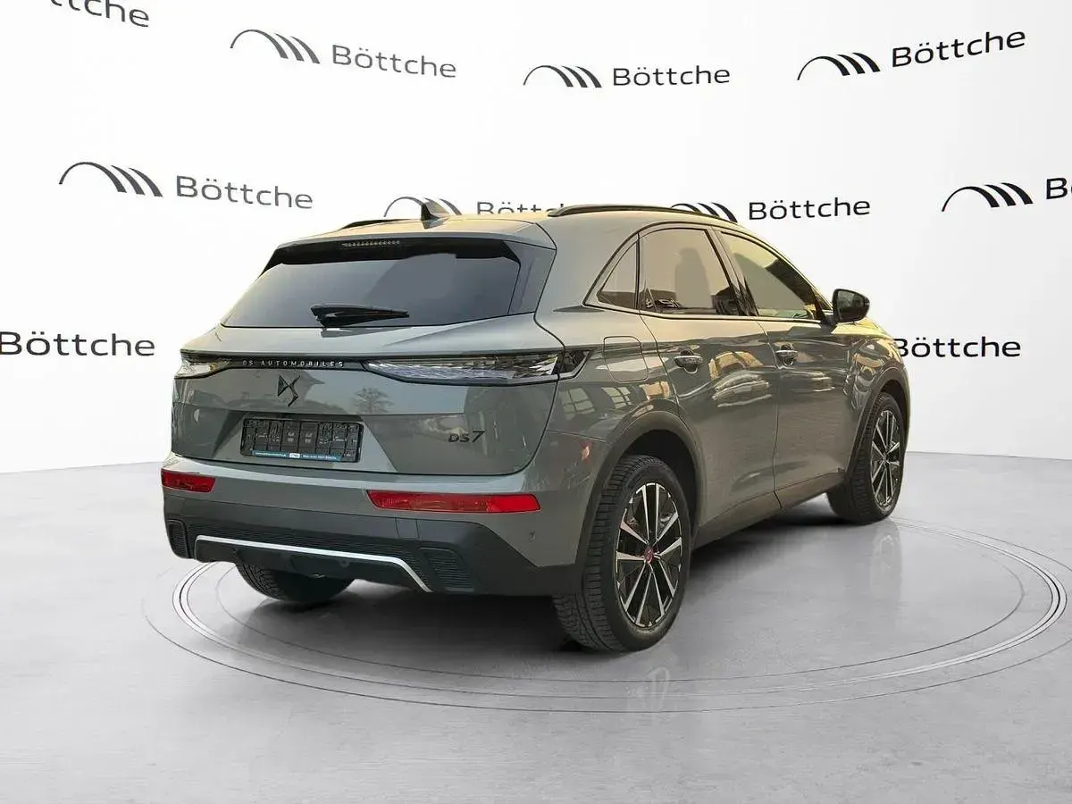 Gebraucht DS Automobiles DS7 Crossback Performance 131 PS (96 kW) 2024 Seidengrau SUV