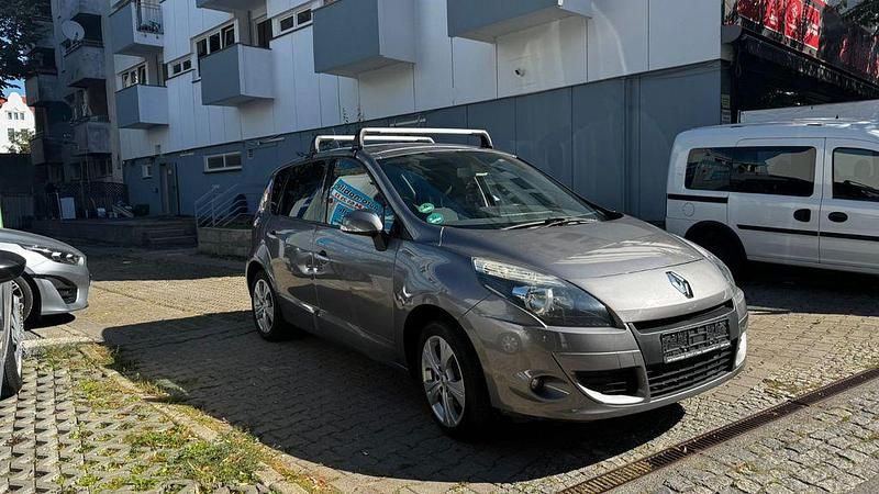 Gebraucht Renault Scénic III Dynamique 131 PS (96 kW) 2011 Grau Van / Kleinbus