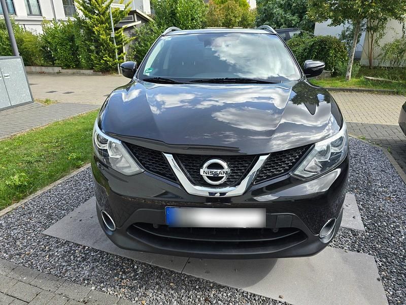 Schwarz Gebraucht 2017 Nissan Qashqai Acenta SUV | 12.300 € (Guter Preis) - Bild 1/4