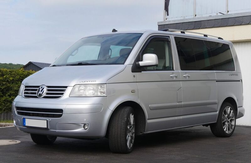 Silber Gebraucht 2008 VW T5 United Van | 14.900 € (Teuer) - Bild 1/4