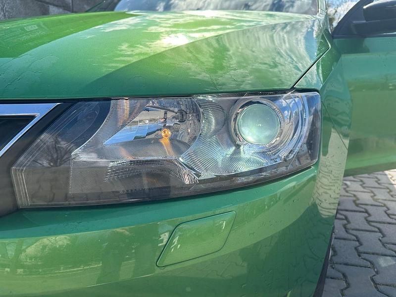 Gebraucht Skoda Rapid Emotion Plus 110 PS (80 kW) 2018 Grün Kleinwagen