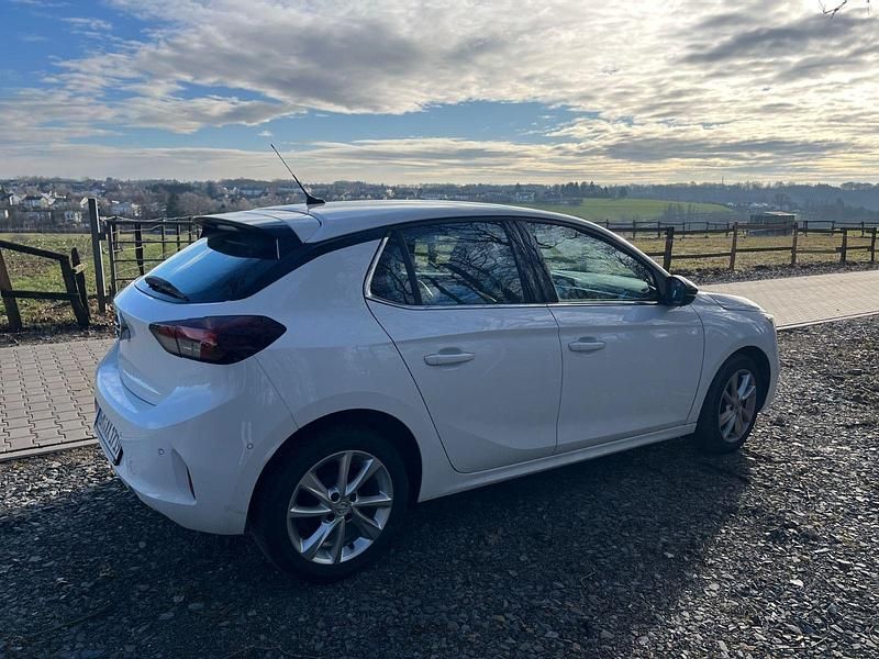 Gebraucht Opel Corsa 101 PS (74 kW) 2022 Weiß Kleinwagen