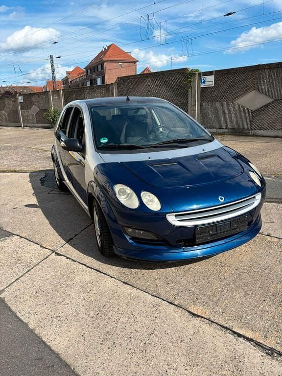 Blau Gebraucht 2006 Smart ForFour Passion Limousine | 1.950 € (Fairer Preis) - Bild 1/4