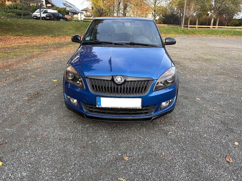 Blau Gebraucht 2013 Skoda Fabia Monte Carlo Kleinwagen | 5.499 € (Guter Preis) - Bild 1/4