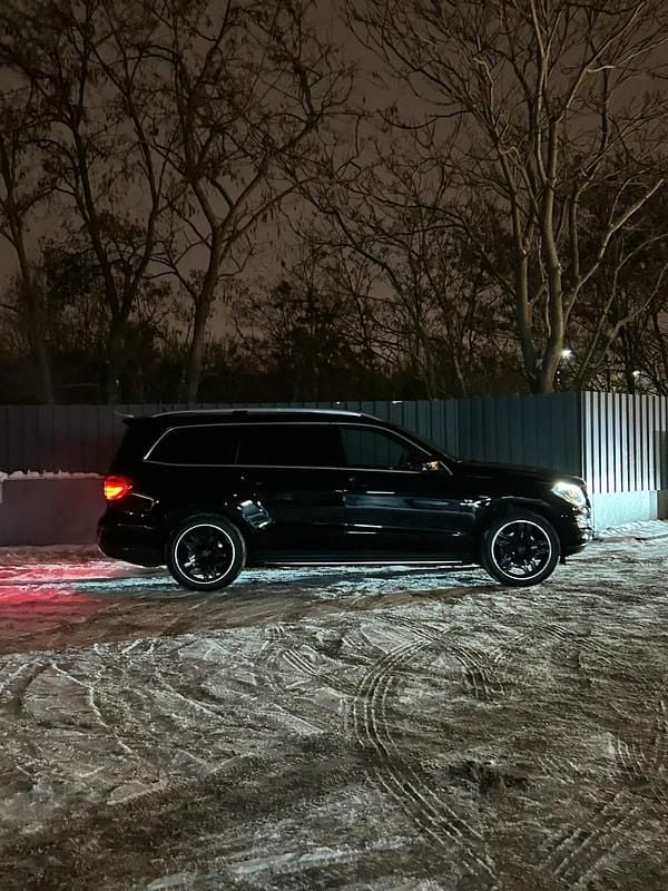 Gebraucht Mercedes GL350 258 PS (189 kW) 2015 Schwarz SUV