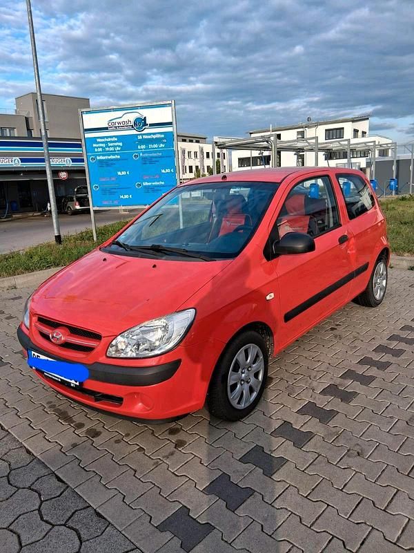 Rot Gebraucht 2008 Hyundai Getz Kleinwagen | 750 € (Guter Preis) - Bild 1/4